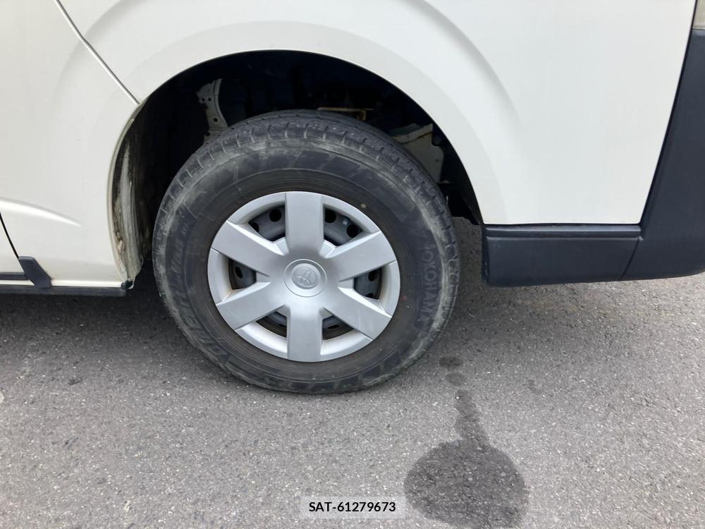 Toyota HIACE VAN 2018 1218402-33