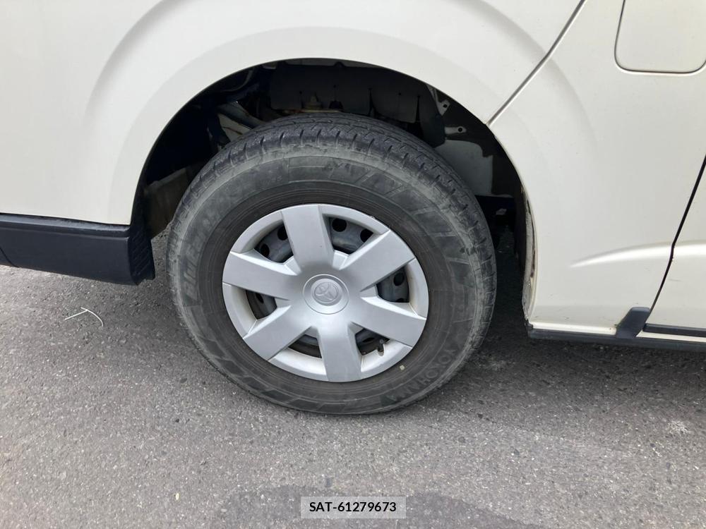 Toyota HIACE VAN 2018 1218402-35