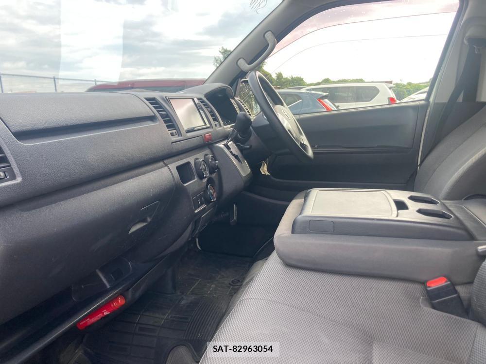 Toyota HIACE VAN 2020 1305385-10