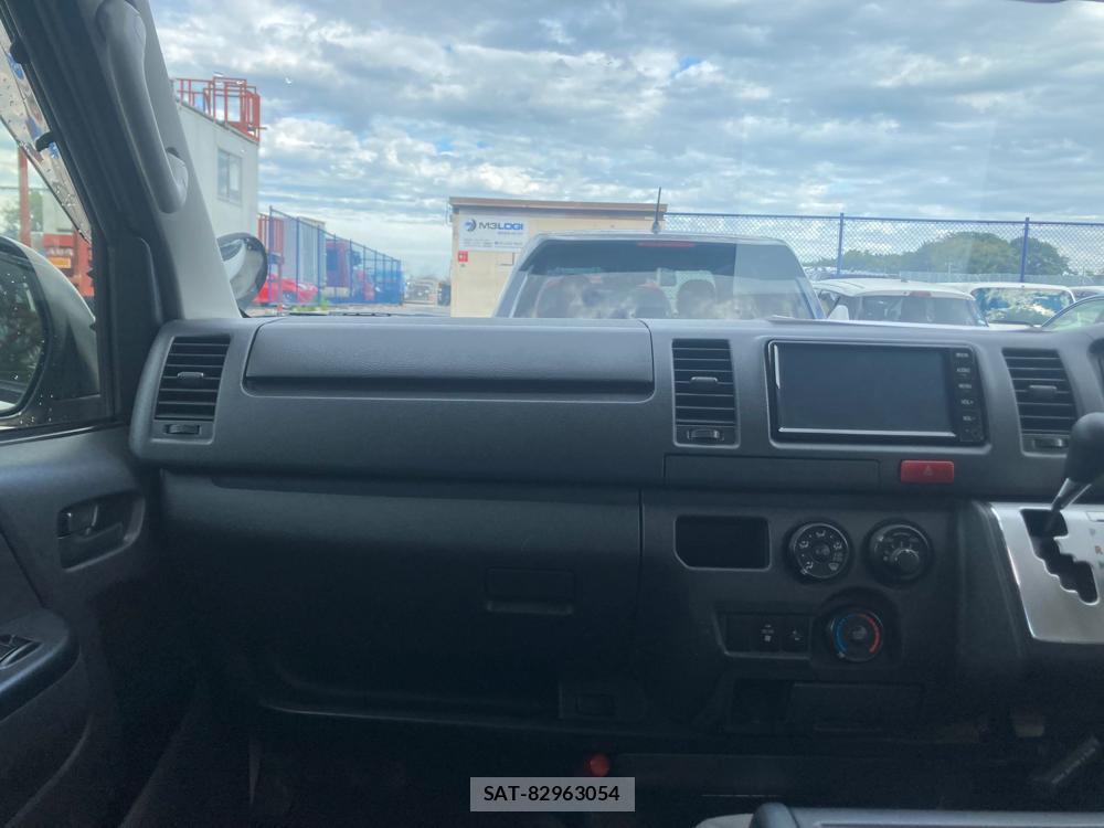 Toyota HIACE VAN 2020 1305385-17