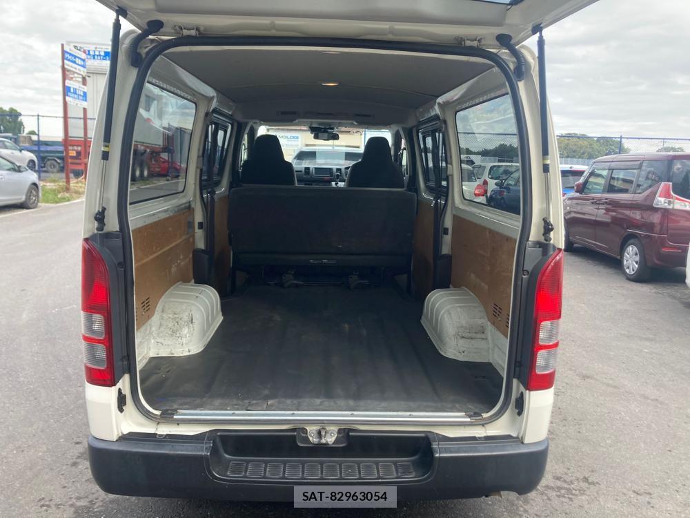 Toyota HIACE VAN 2020 1305385-28