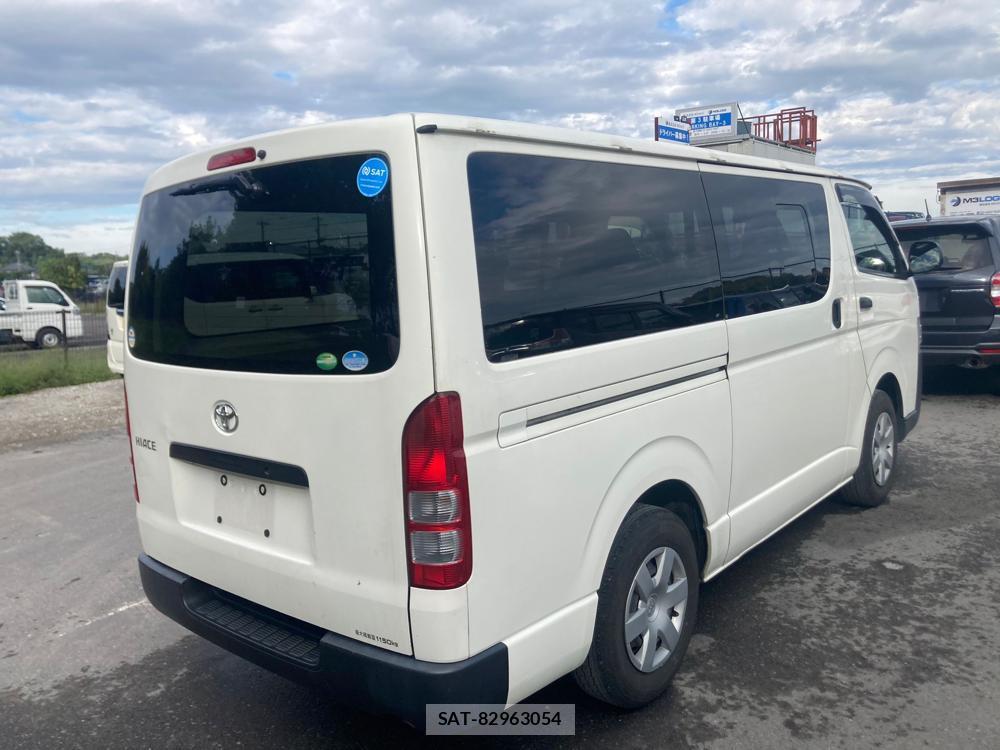 Toyota HIACE VAN 2020 1305385-4