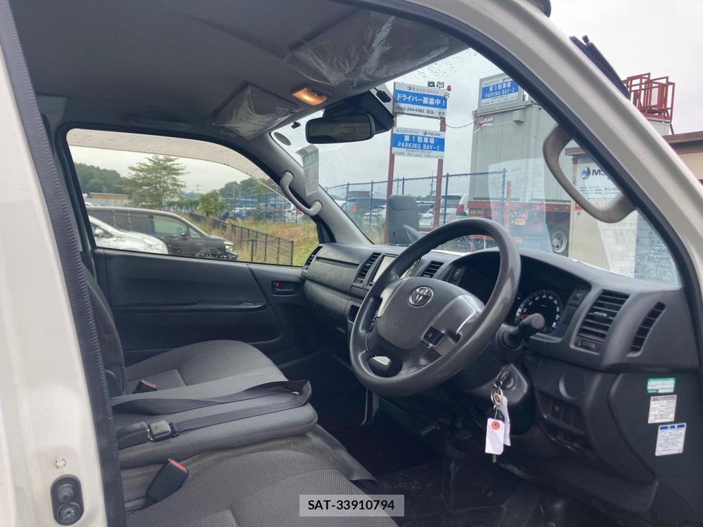 Toyota HIACE VAN 2020 1305393-11