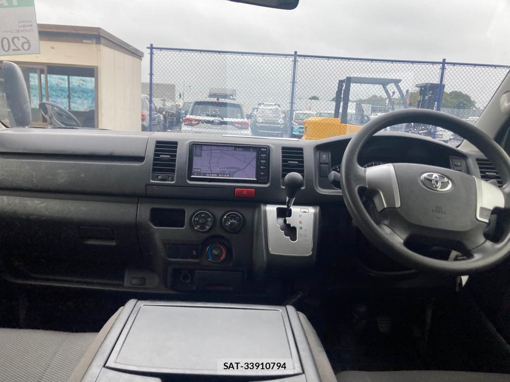 Toyota HIACE VAN 2020 1305393-12