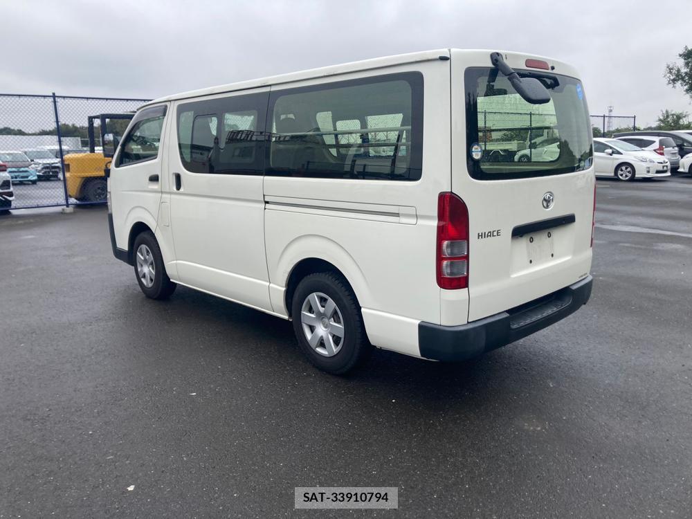 Toyota HIACE VAN 2020 1305393-2