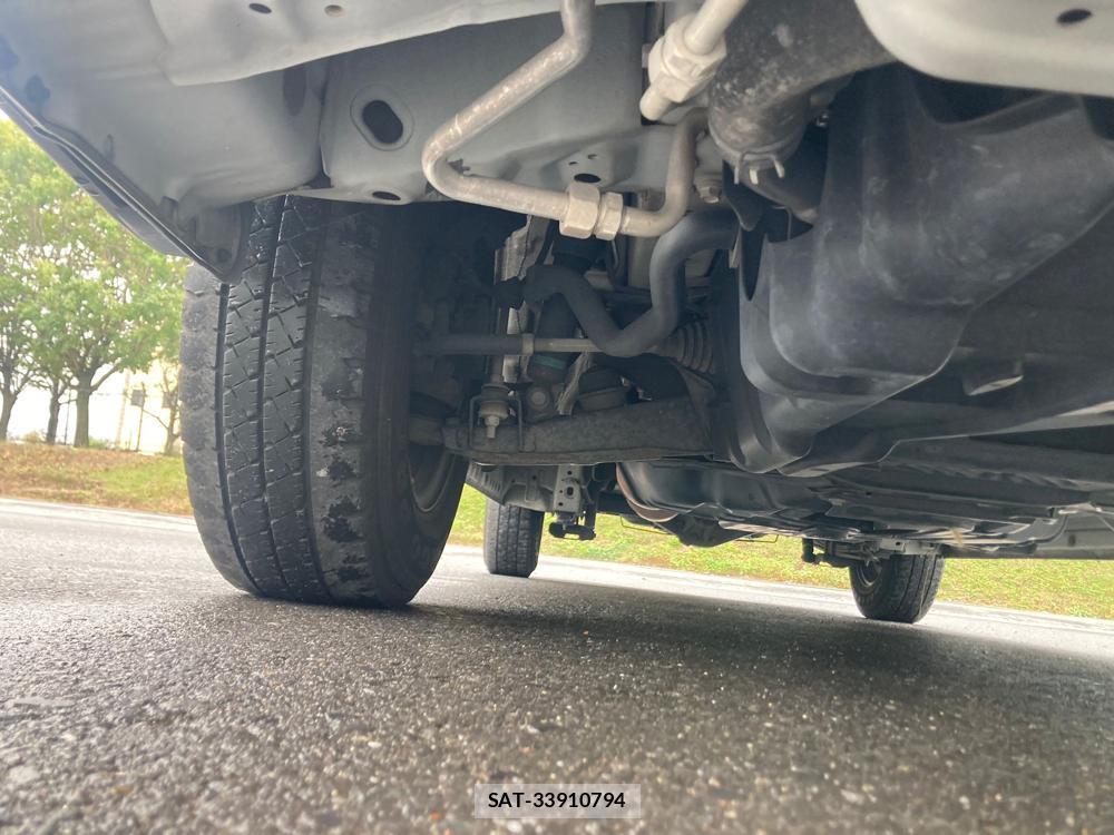 Toyota HIACE VAN 2020 1305393-36