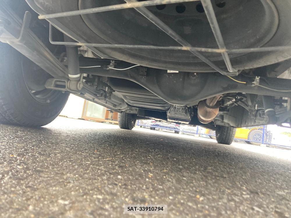 Toyota HIACE VAN 2020 1305393-40