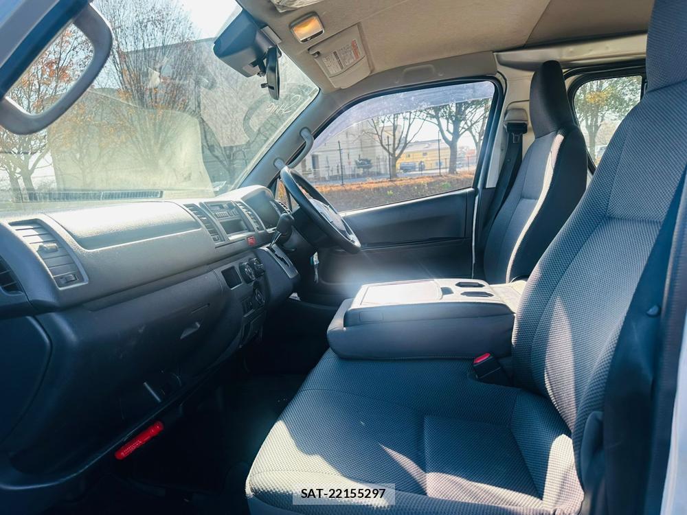 Toyota HIACE VAN 2020 1491623-10