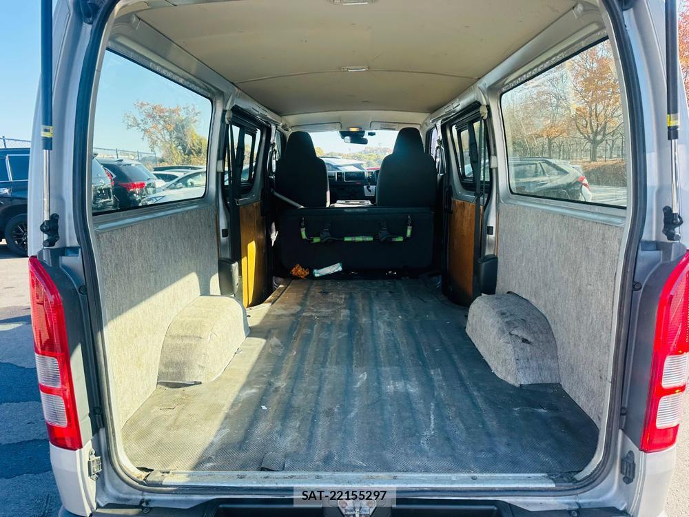 Toyota HIACE VAN 2020 1491623-25