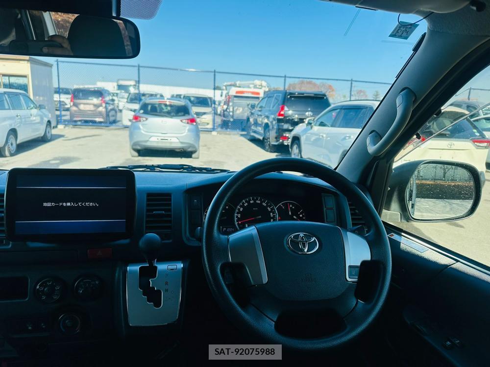 Toyota HIACE VAN 2019 1491629-13
