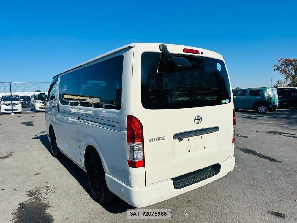 Toyota HIACE VAN 2019 1491629-2