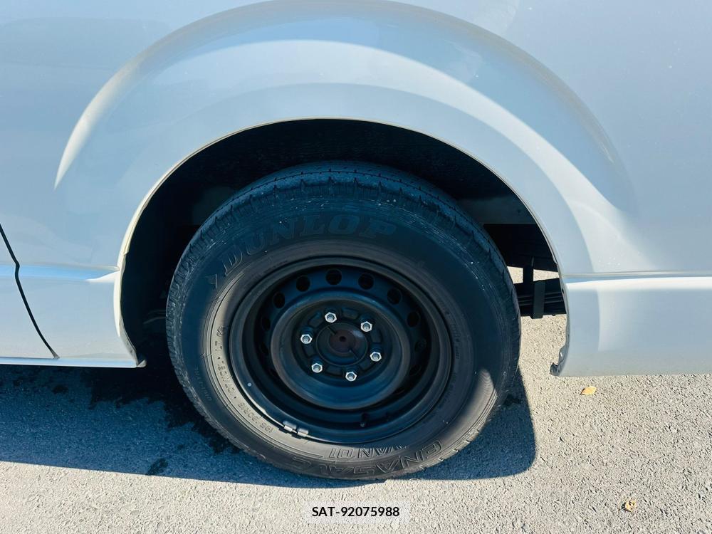Toyota HIACE VAN 2019 1491629-30