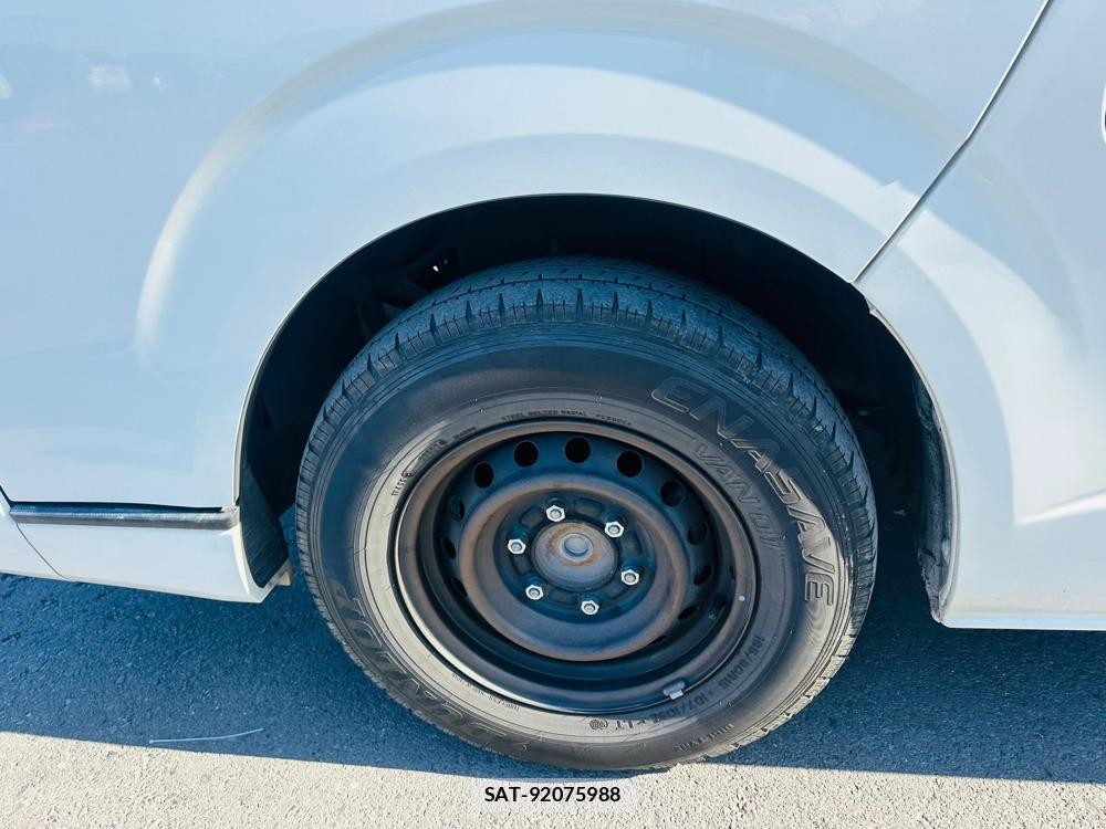 Toyota HIACE VAN 2019 1491629-31