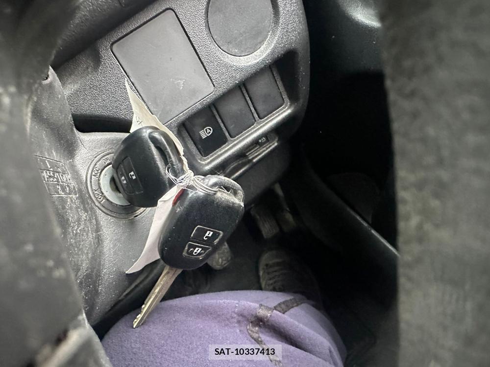 Toyota HIACE VAN 2020 1523262-17