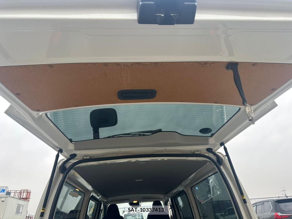 Toyota HIACE VAN 2020 1523262-25