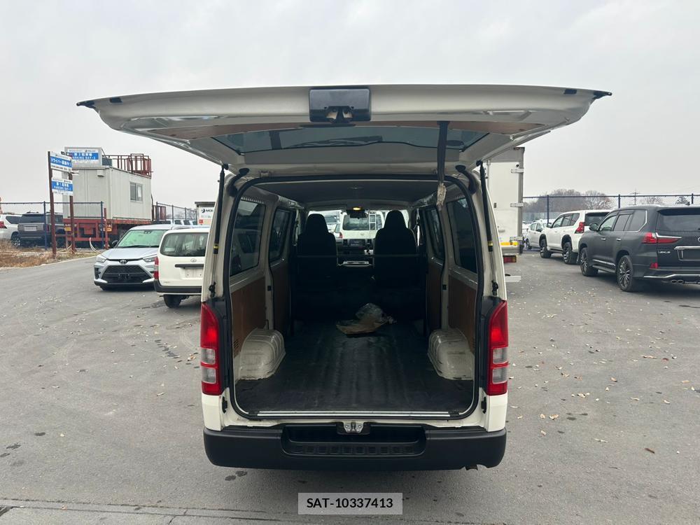 Toyota HIACE VAN 2020 1523262-26