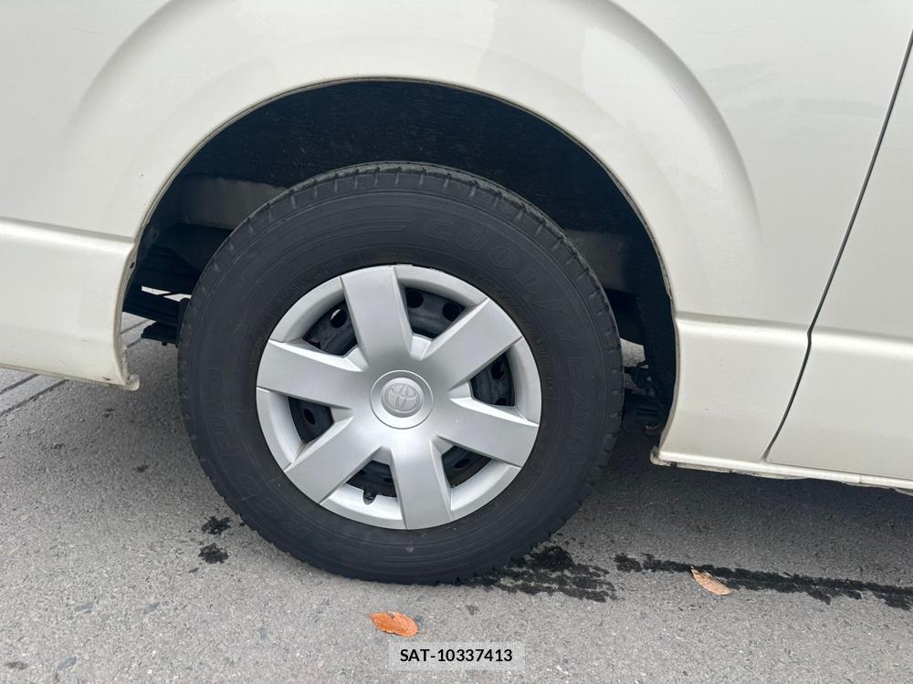 Toyota HIACE VAN 2020 1523262-29