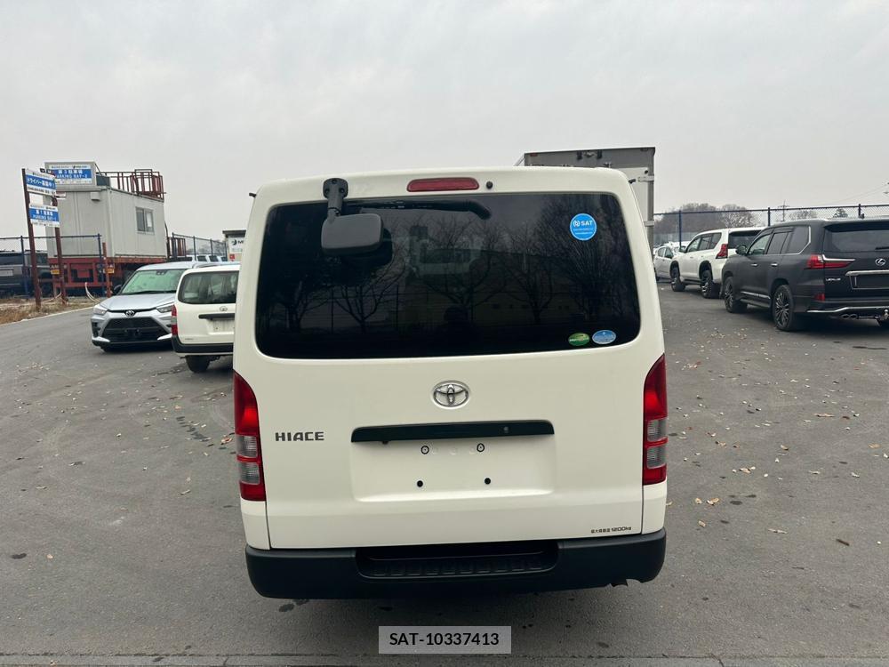 Toyota HIACE VAN 2020 1523262-3