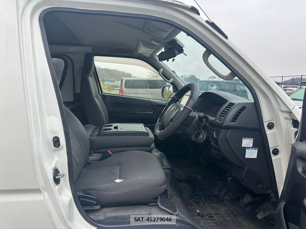 Toyota HIACE VAN 2020 1523264-11