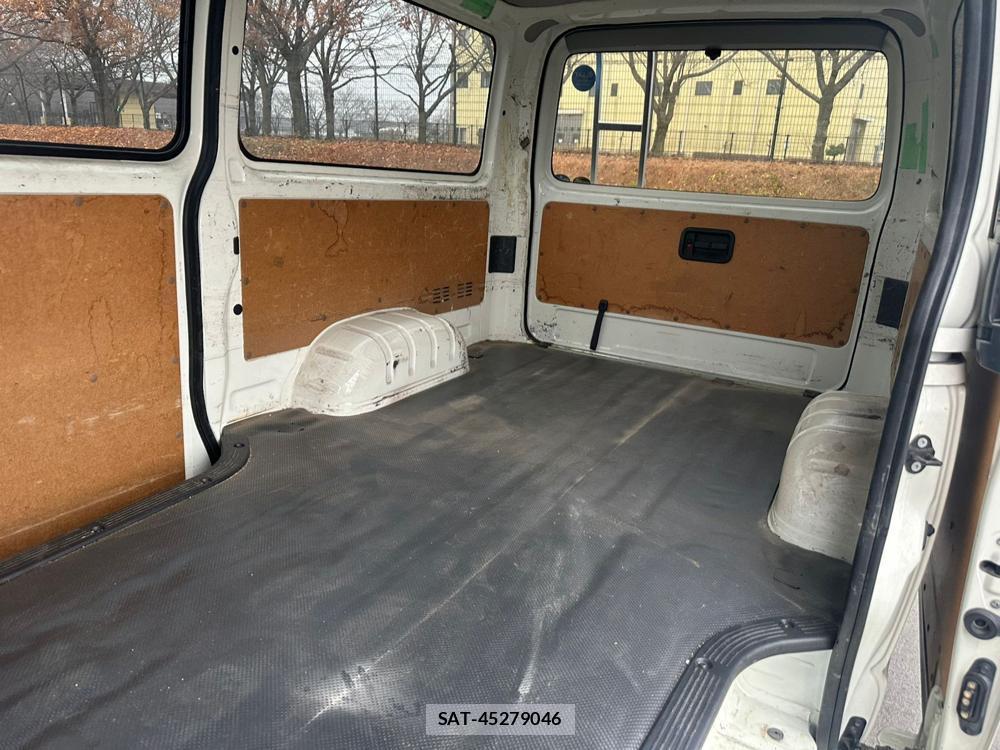 Toyota HIACE VAN 2020 1523264-22