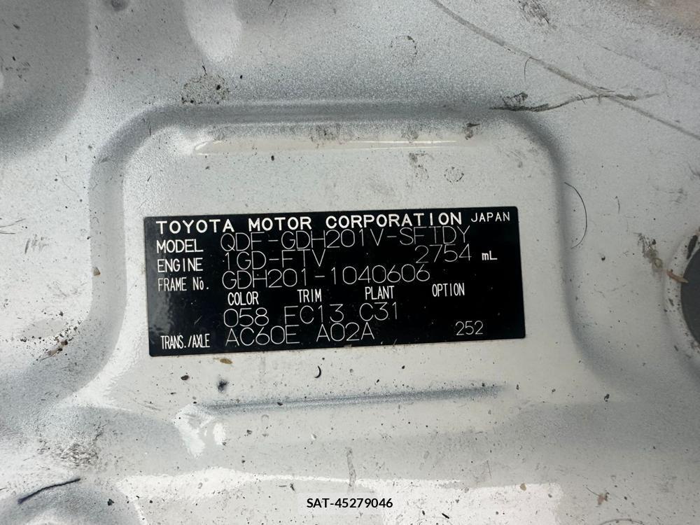 Toyota HIACE VAN 2020 1523264-38