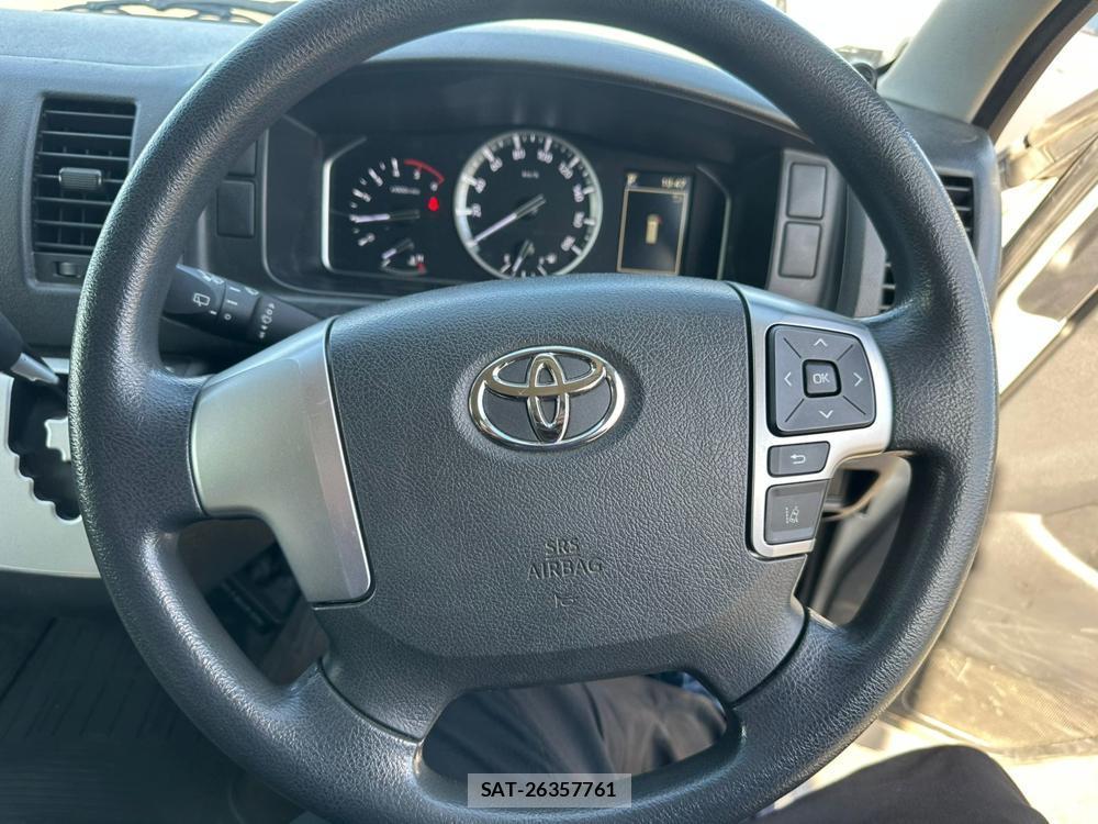 Toyota HIACE VAN 2020 1589916-13