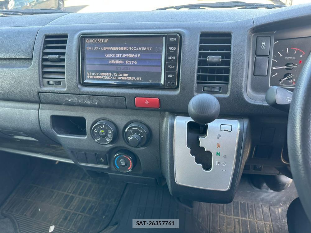 Toyota HIACE VAN 2020 1589916-18