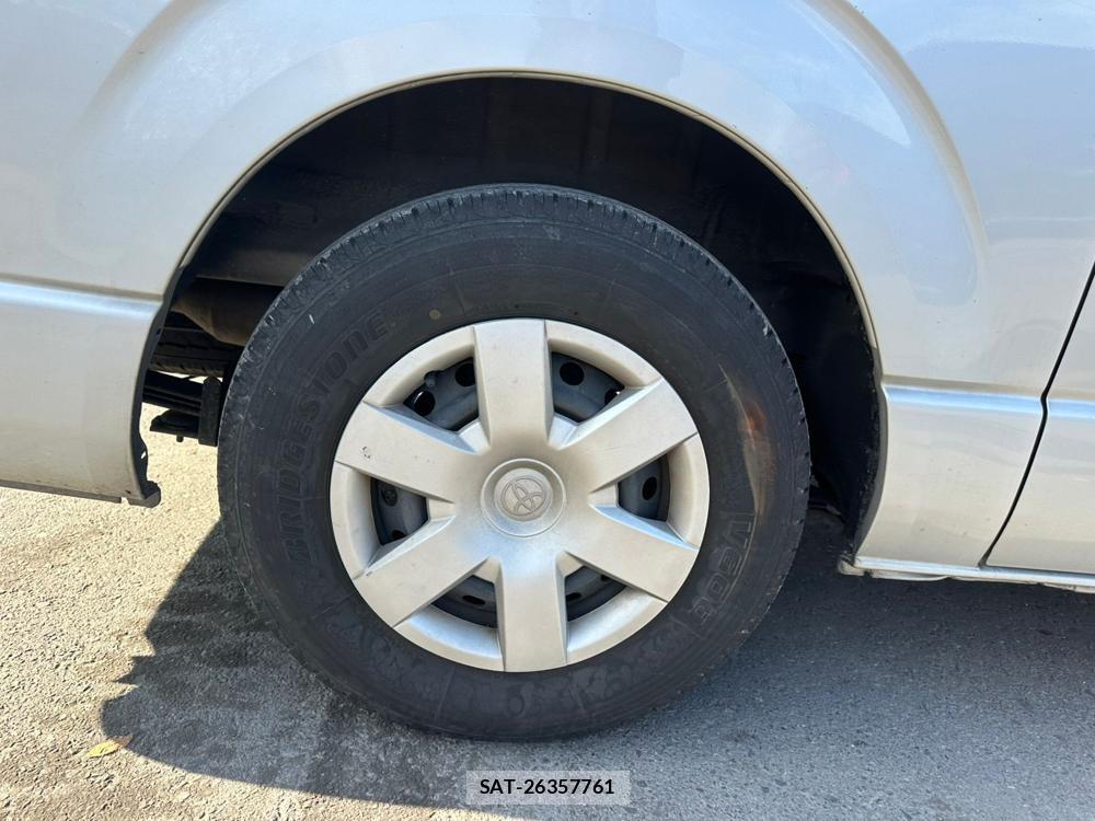Toyota HIACE VAN 2020 1589916-29