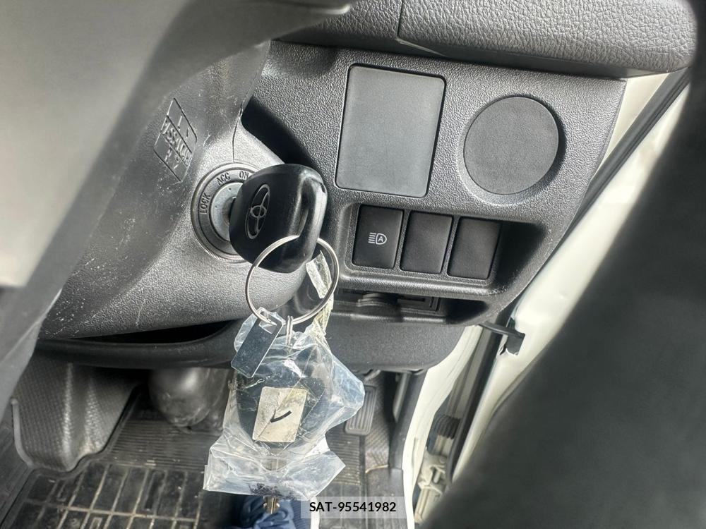 Toyota HIACE VAN 2020 1538798-18