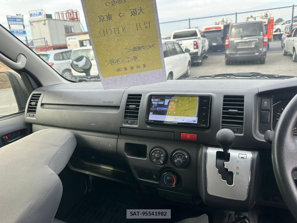 Toyota HIACE VAN 2020 1538798-19