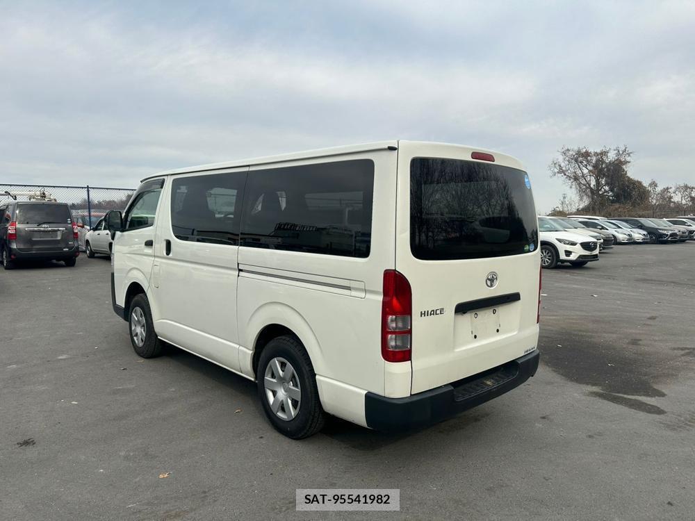 Toyota HIACE VAN 2020 1538798-2
