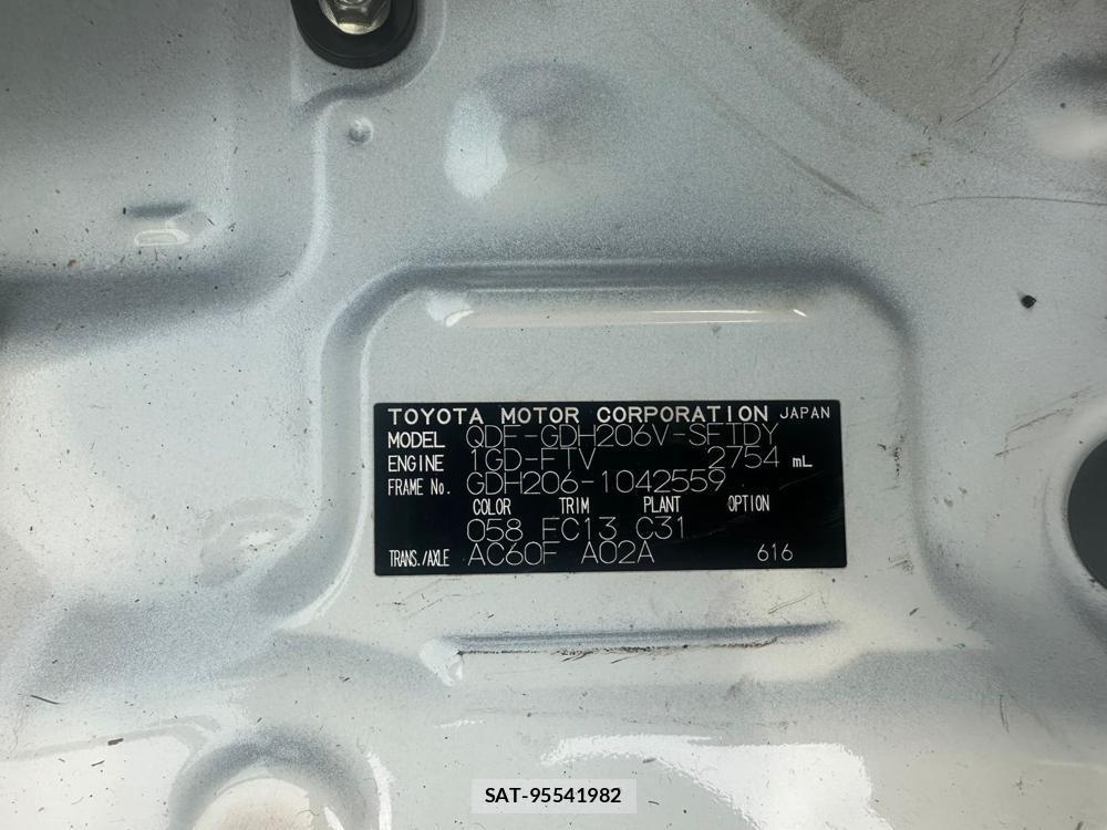 Toyota HIACE VAN 2020 1538798-38