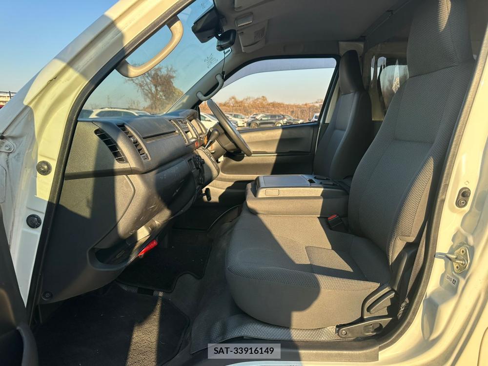 Toyota HIACE VAN 2019 1632784-12