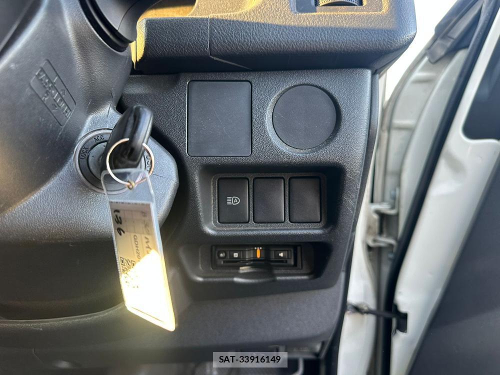 Toyota HIACE VAN 2019 1632784-18