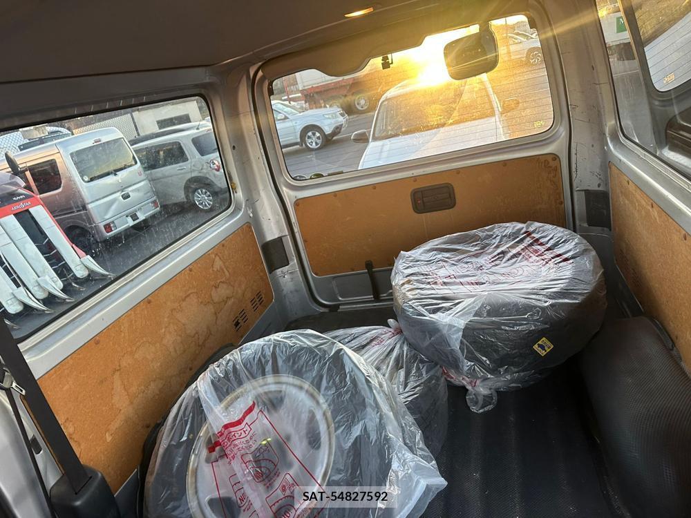 Toyota HIACE VAN 2020 1706770-11