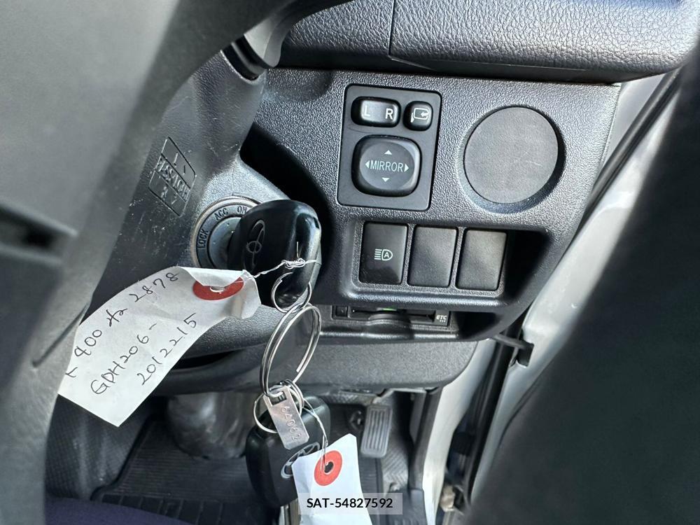Toyota HIACE VAN 2020 1706770-18