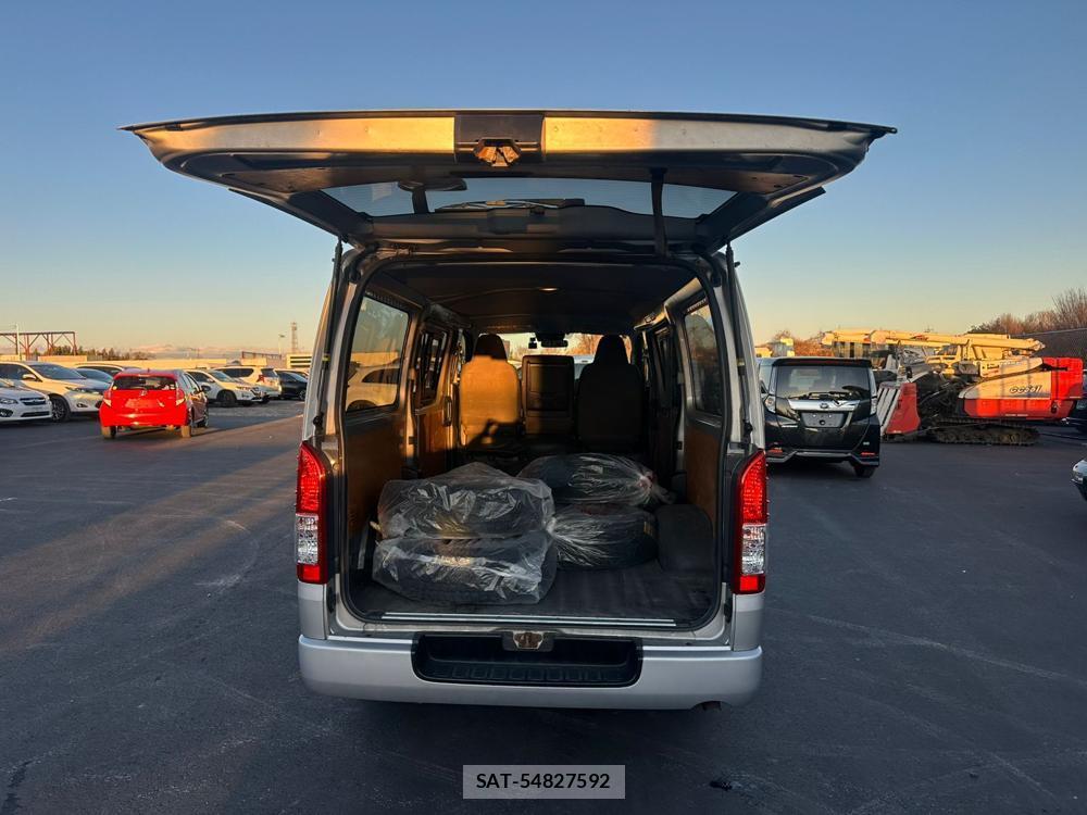 Toyota HIACE VAN 2020 1706770-28