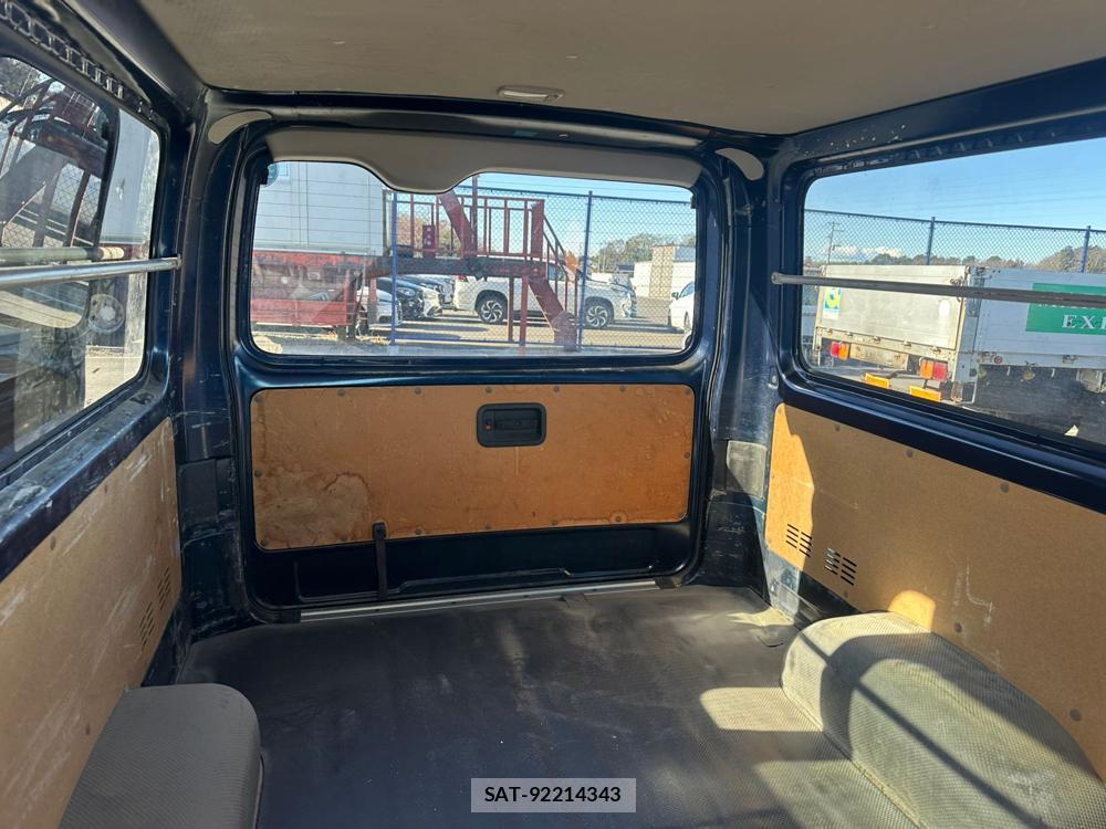 Toyota HIACE VAN 2019 1721381-23