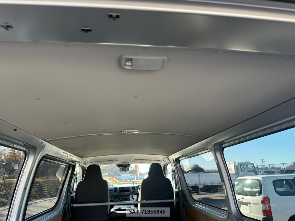 Toyota HIACE VAN 2019 1589911-22