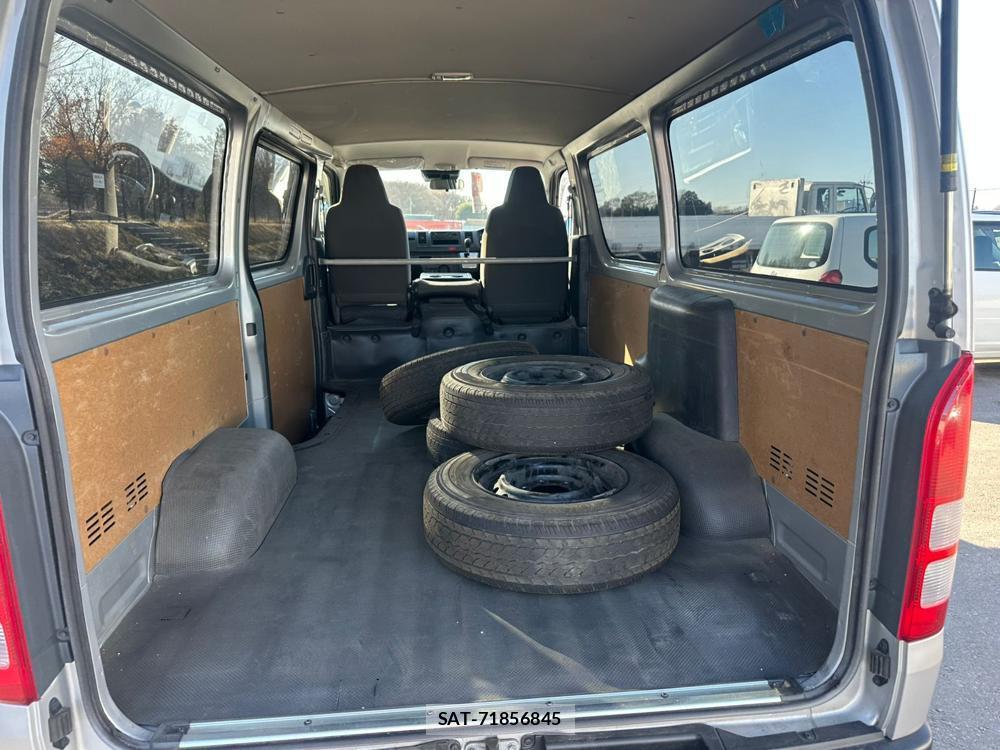 Toyota HIACE VAN 2019 1589911-24