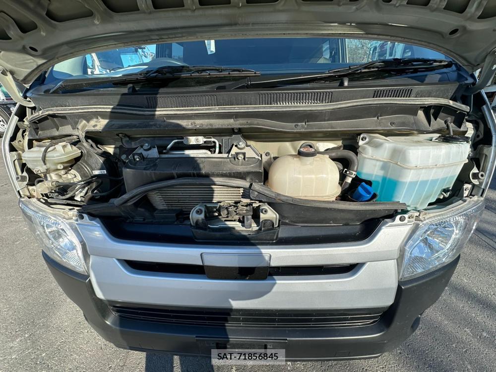 Toyota HIACE VAN 2019 1589911-26