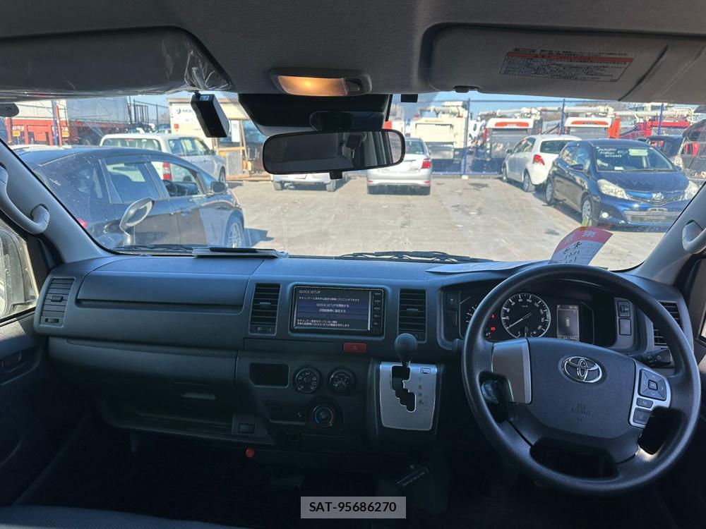 Toyota HIACE VAN 2020 1761857-12