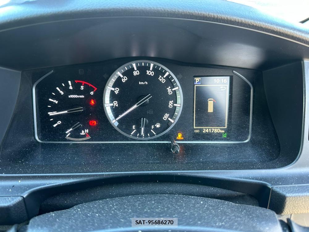 Toyota HIACE VAN 2020 1761857-14