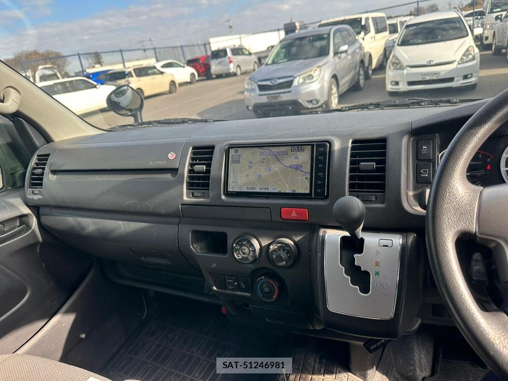 Toyota HIACE VAN 2020 1987280-17
