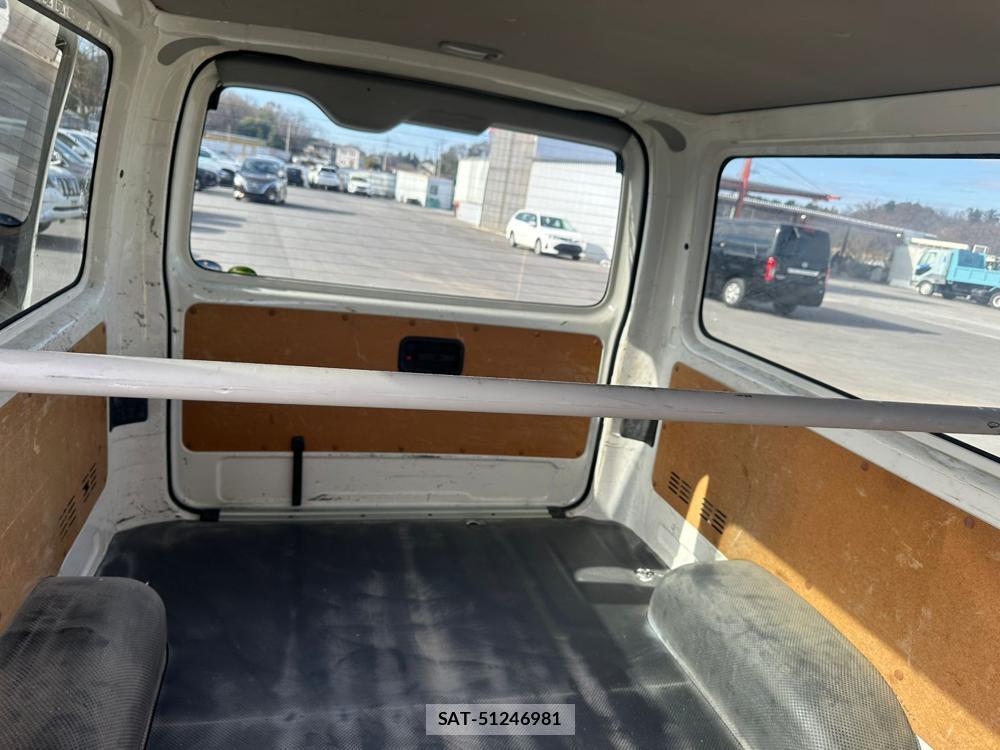 Toyota HIACE VAN 2020 1987280-22
