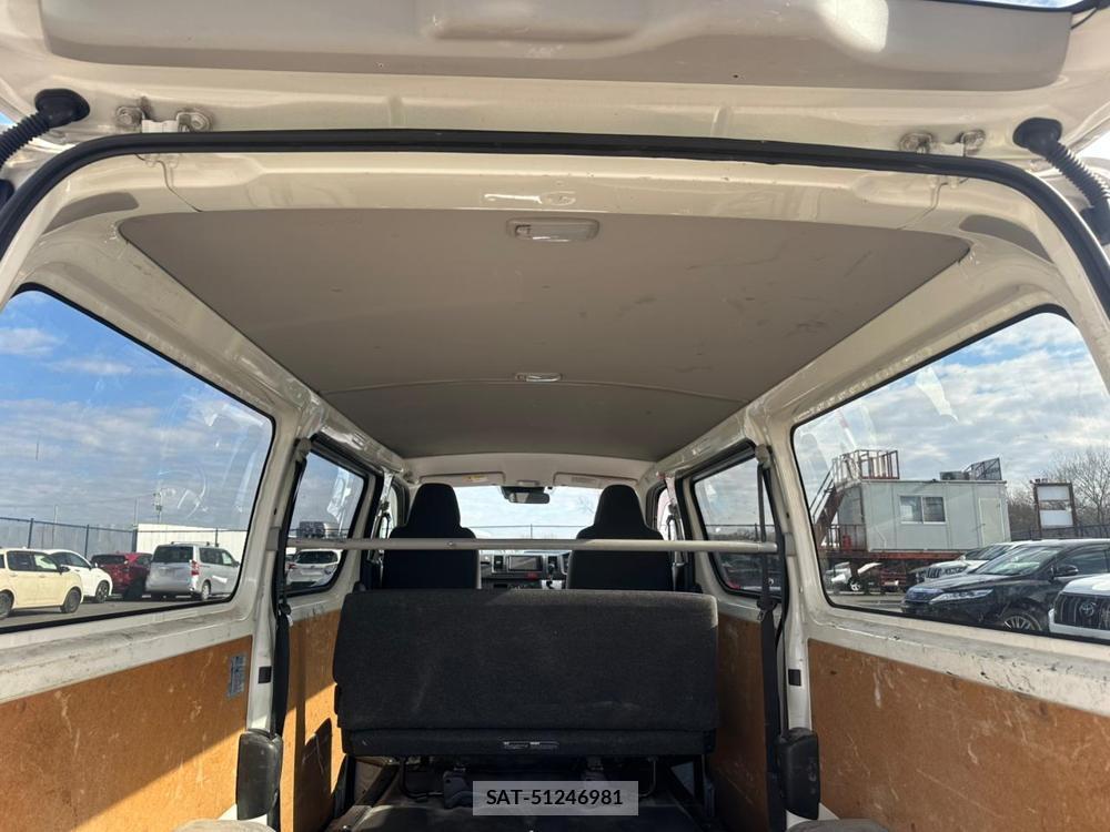 Toyota HIACE VAN 2020 1987280-24