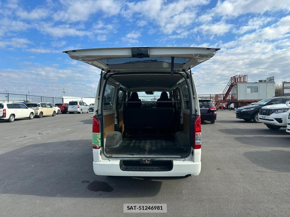 Toyota HIACE VAN 2020 1987280-27