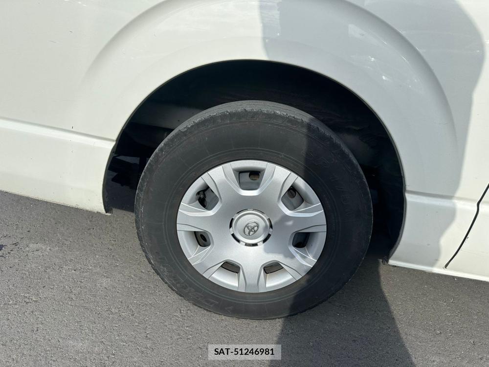 Toyota HIACE VAN 2020 1987280-28