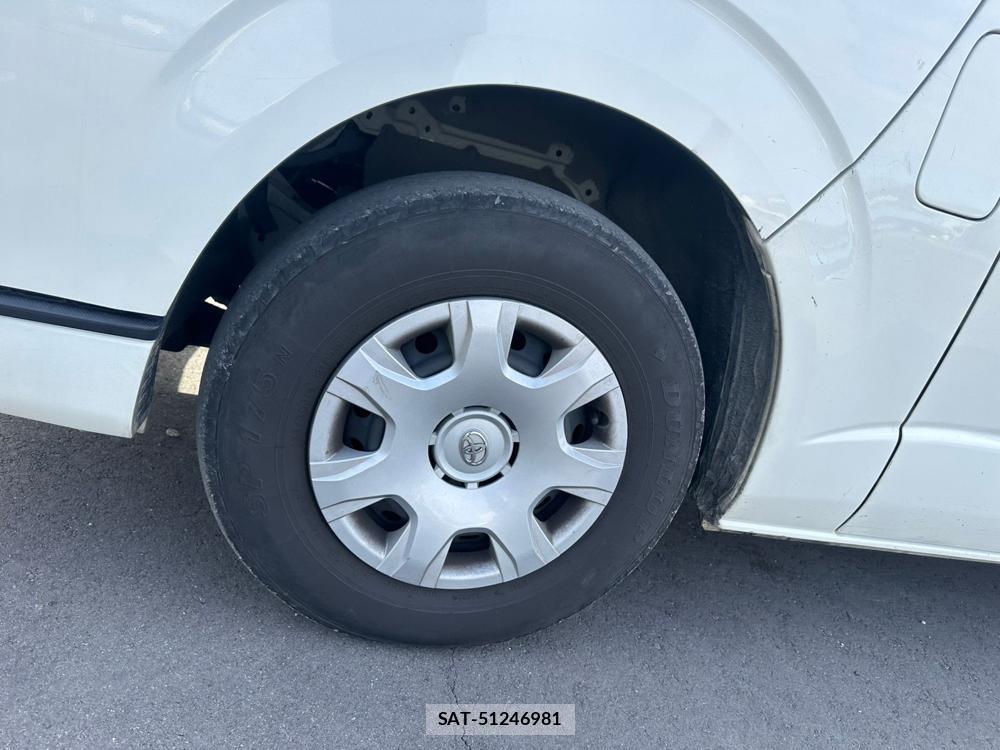 Toyota HIACE VAN 2020 1987280-30
