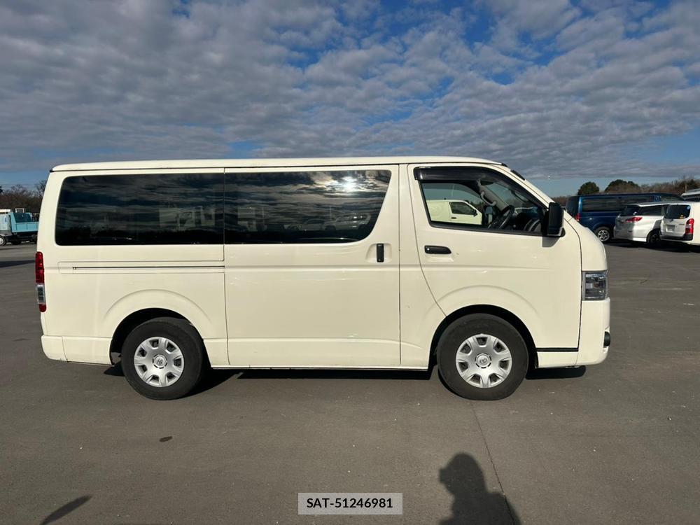 Toyota HIACE VAN 2020 1987280-5